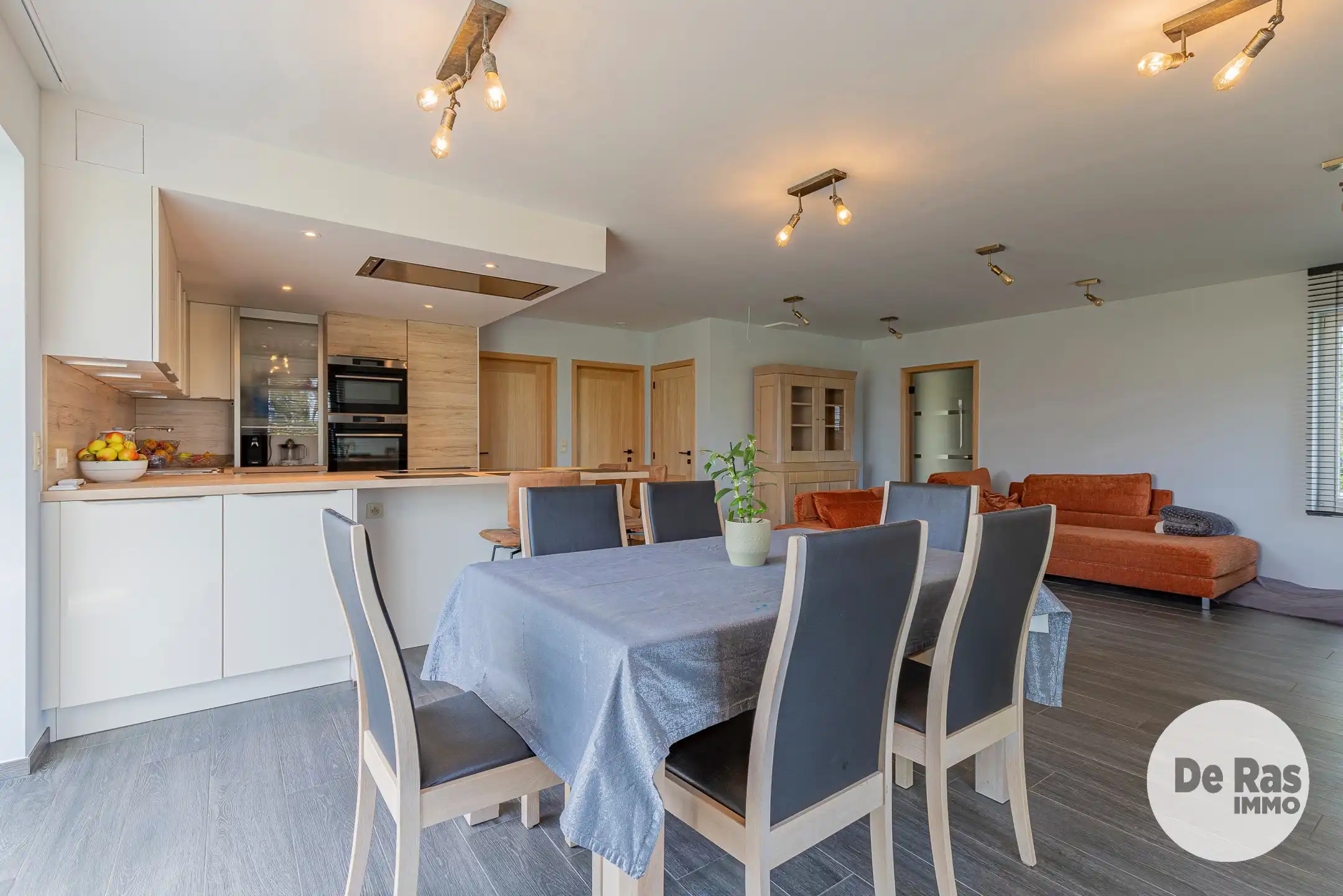 HAALTERT - Recente woning met alle comfort en mooie tuin foto 7
