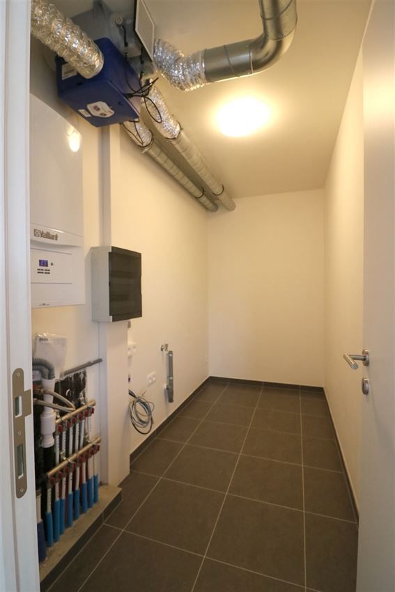 Gelijkvloers app., twee slpk, terras, rustige ligging foto 20
