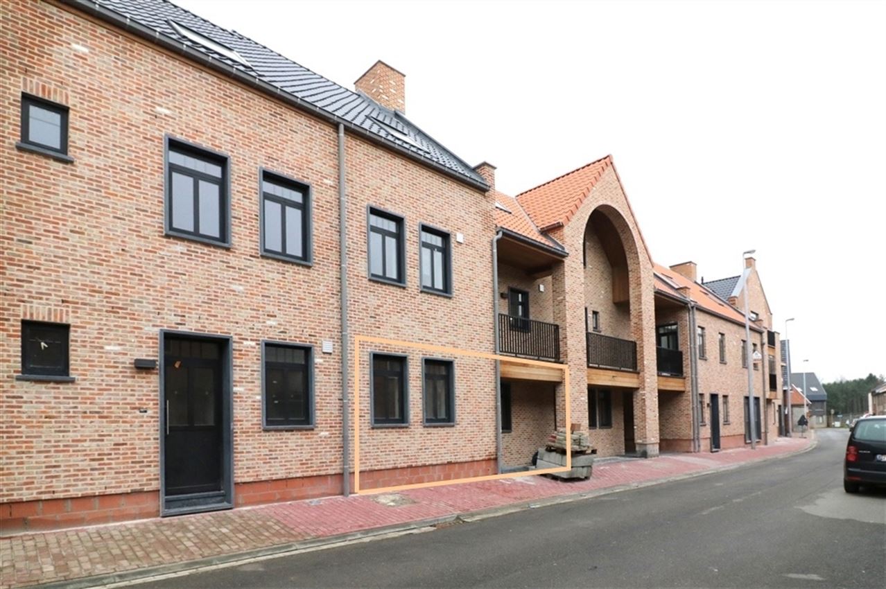 Gelijkvloers app., twee slpk, terras, rustige ligging foto 20