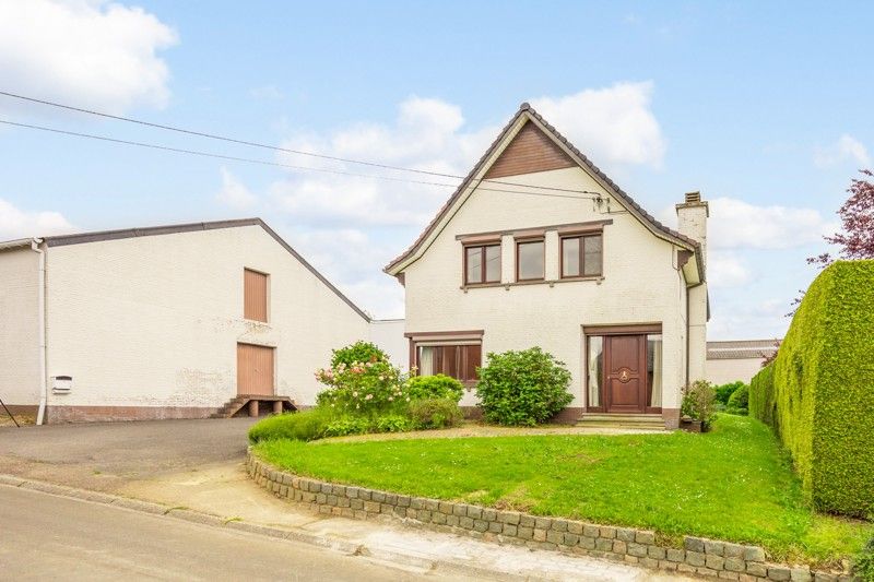 Grote loods met naastliggende woning op 18are foto 7