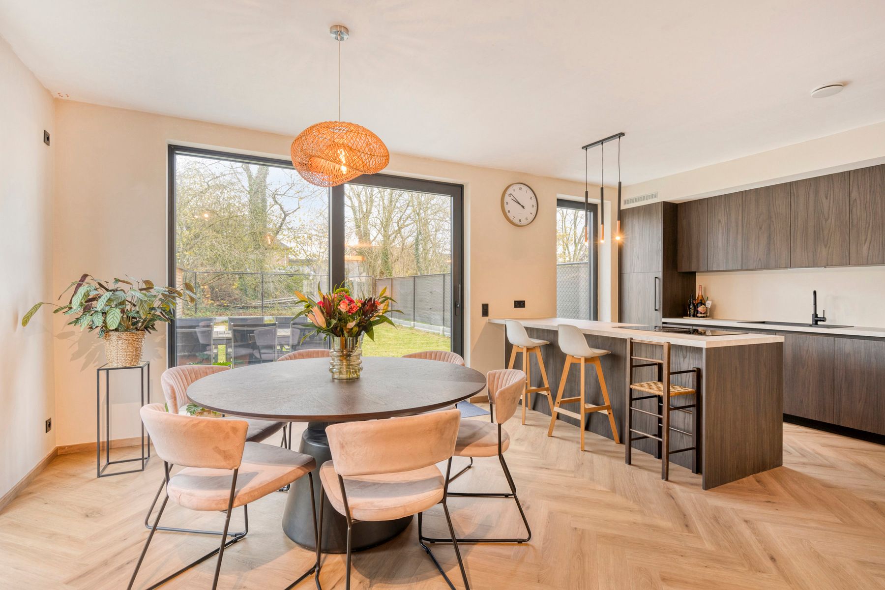 TE KOOP - energiezuinige woning met E-peil 10 op toplocatie foto 4