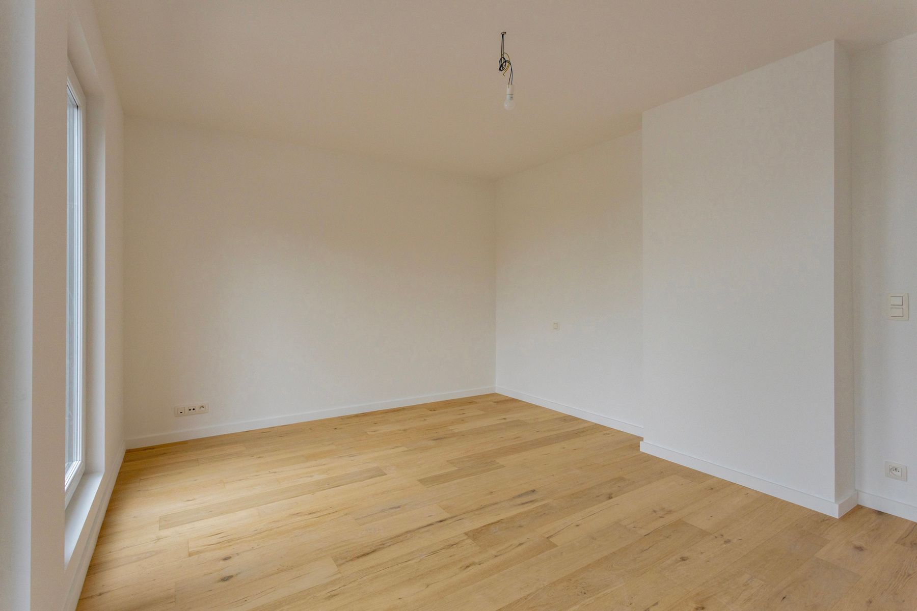 Ruime nieuwbouwwoning met 4 slaapkamers ! foto 14