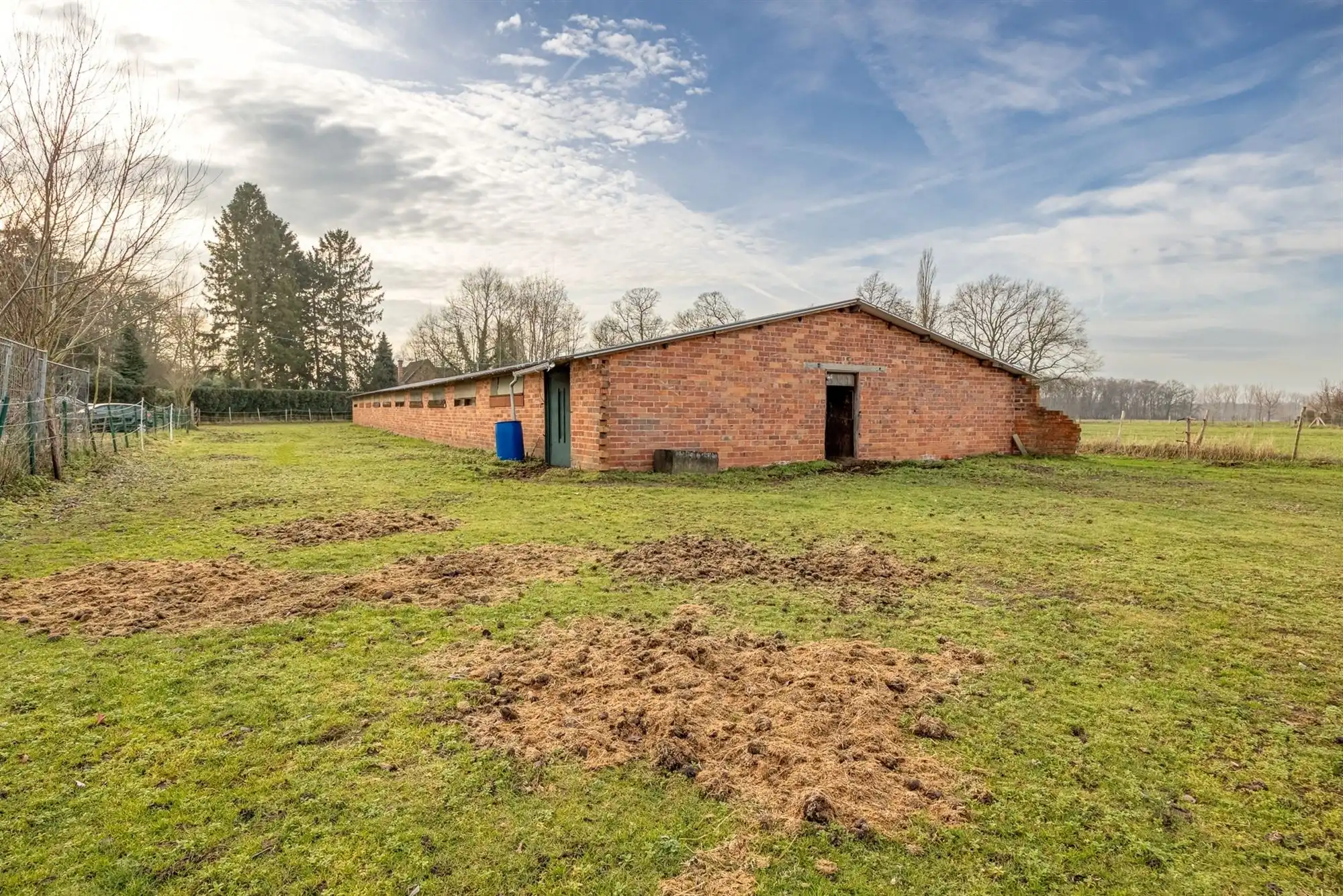 Te renoveren hoeve met enorm veel potentieel foto 18
