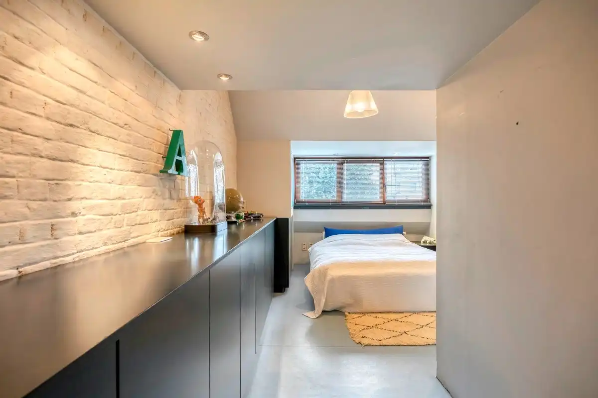 Aantrekkelijk burgerhuis met zonnige tuin en voormalig atelier foto 17