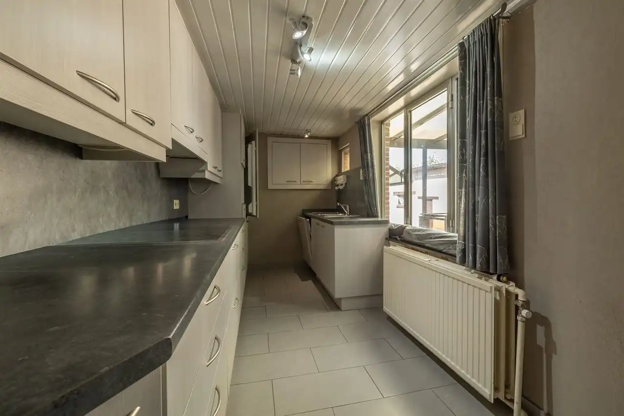 19de-eeuws burgerhuis met koetspoort, tuin en Demerzicht op 8a 41ca  foto 17