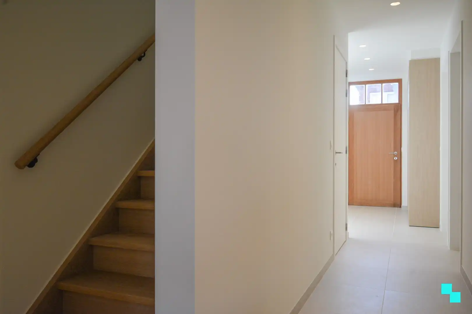 Aantrekkelijke nieuwbouwwoning te Staden foto 2
