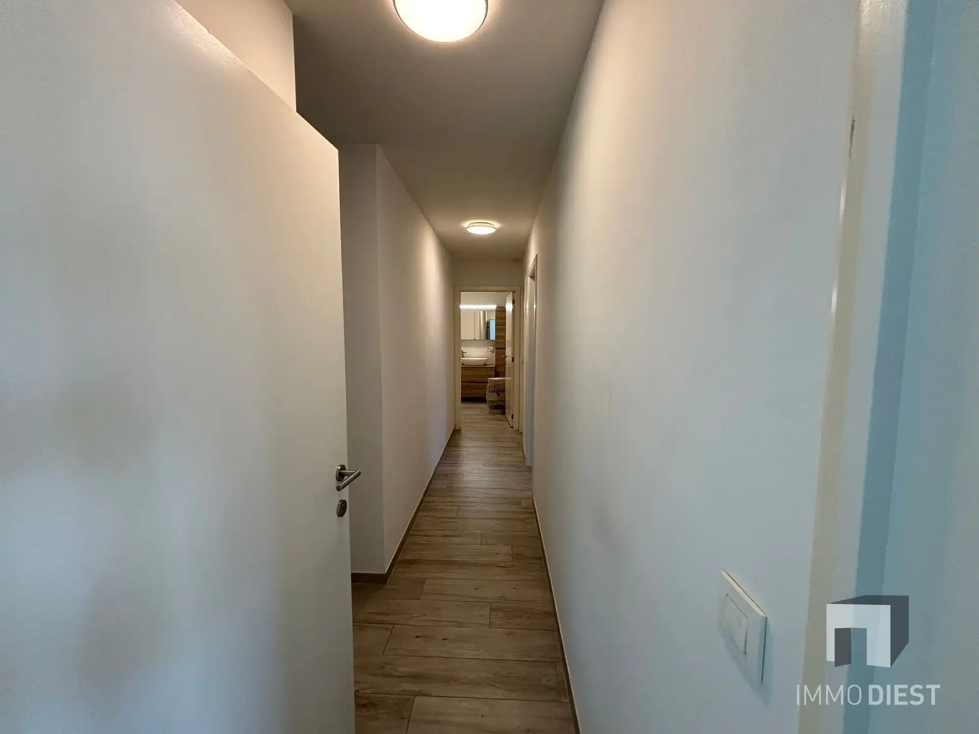 gelijkvloers appartement met tuin, drie slaapkamers! foto 5