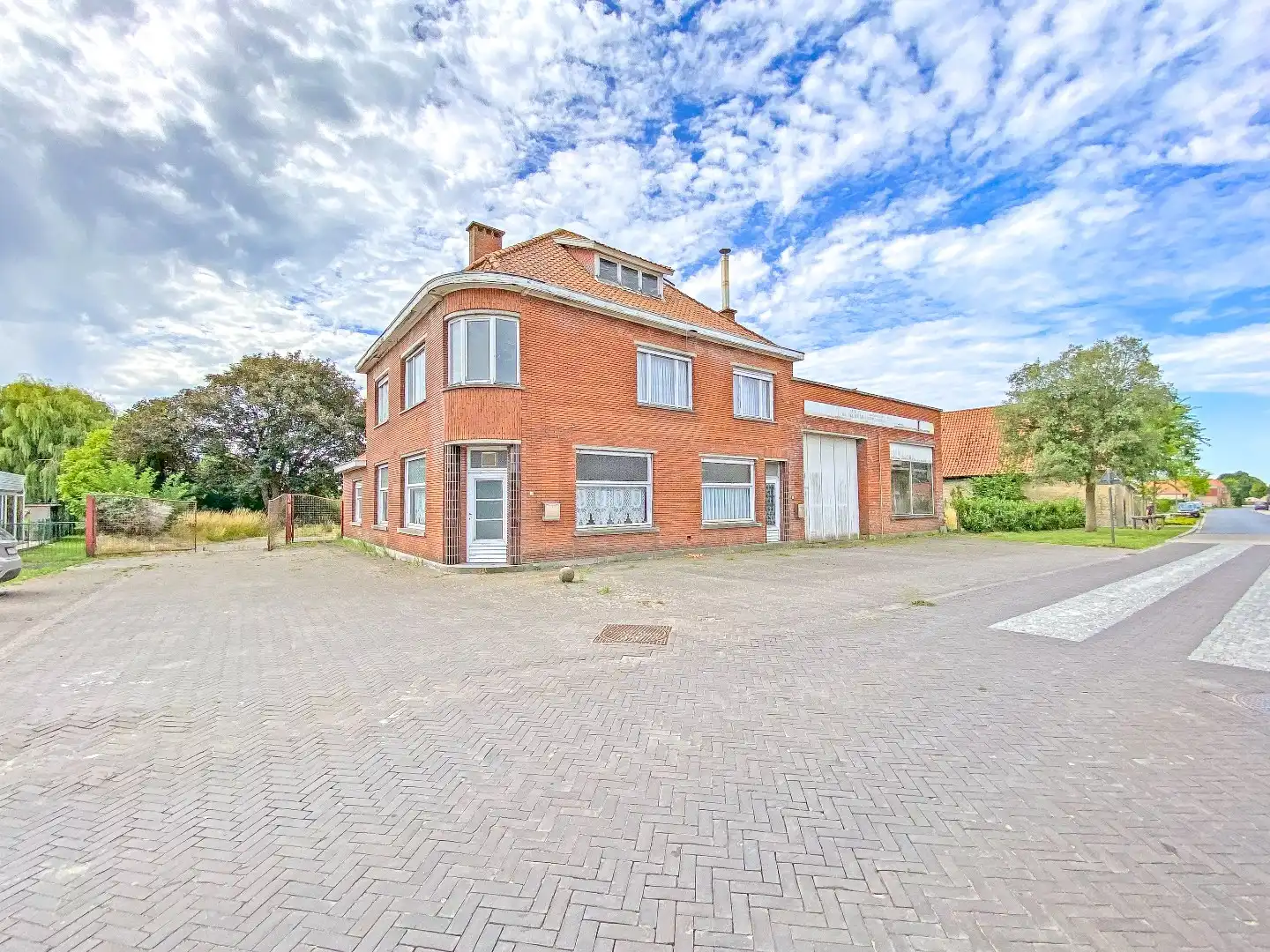 Woning met een enorm potentieel aan bruikbare oppervlakte op 1441m². foto 24