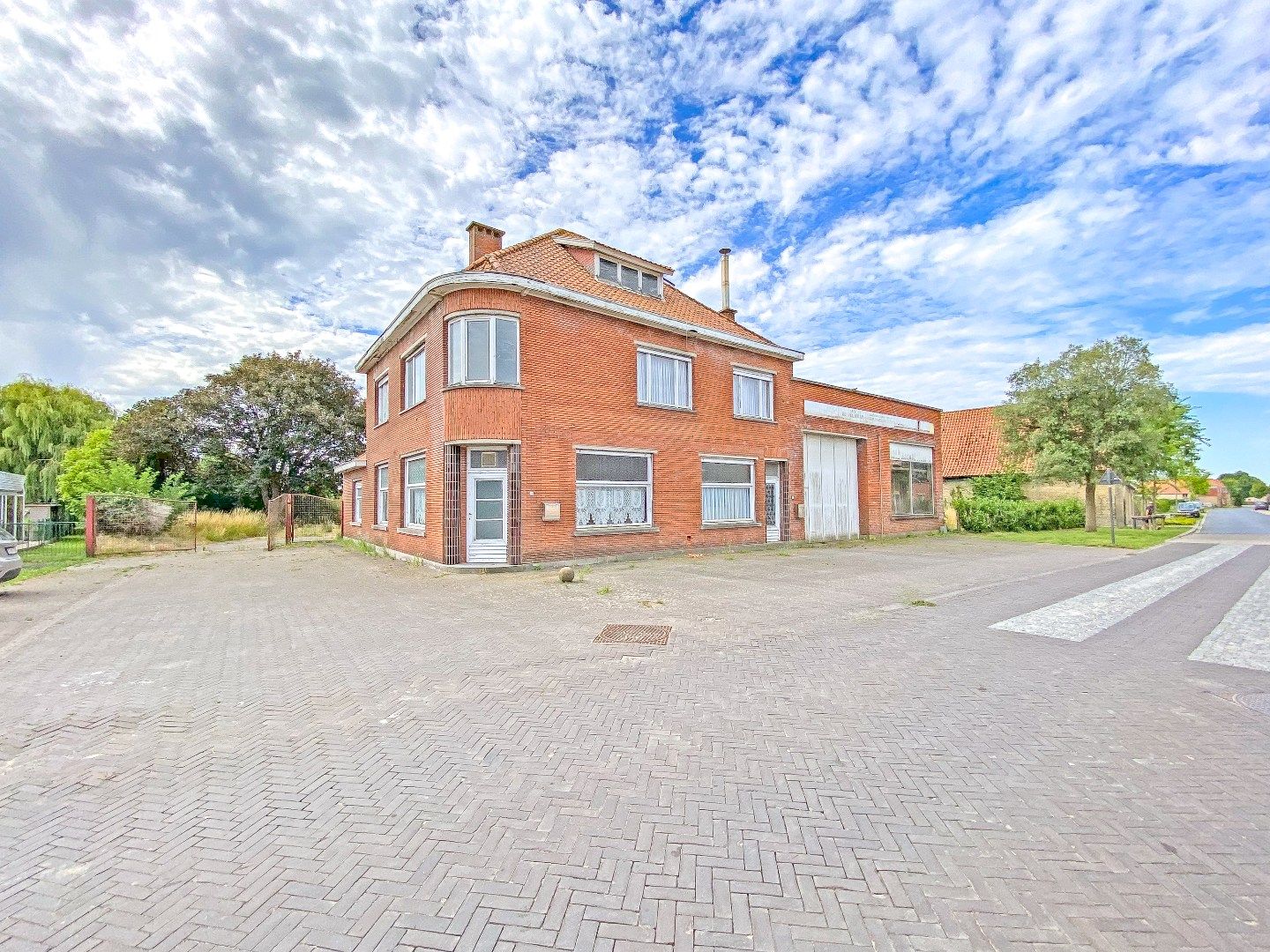 Woning met een enorm potentieel aan bruikbare oppervlakte op 1441m². foto 24