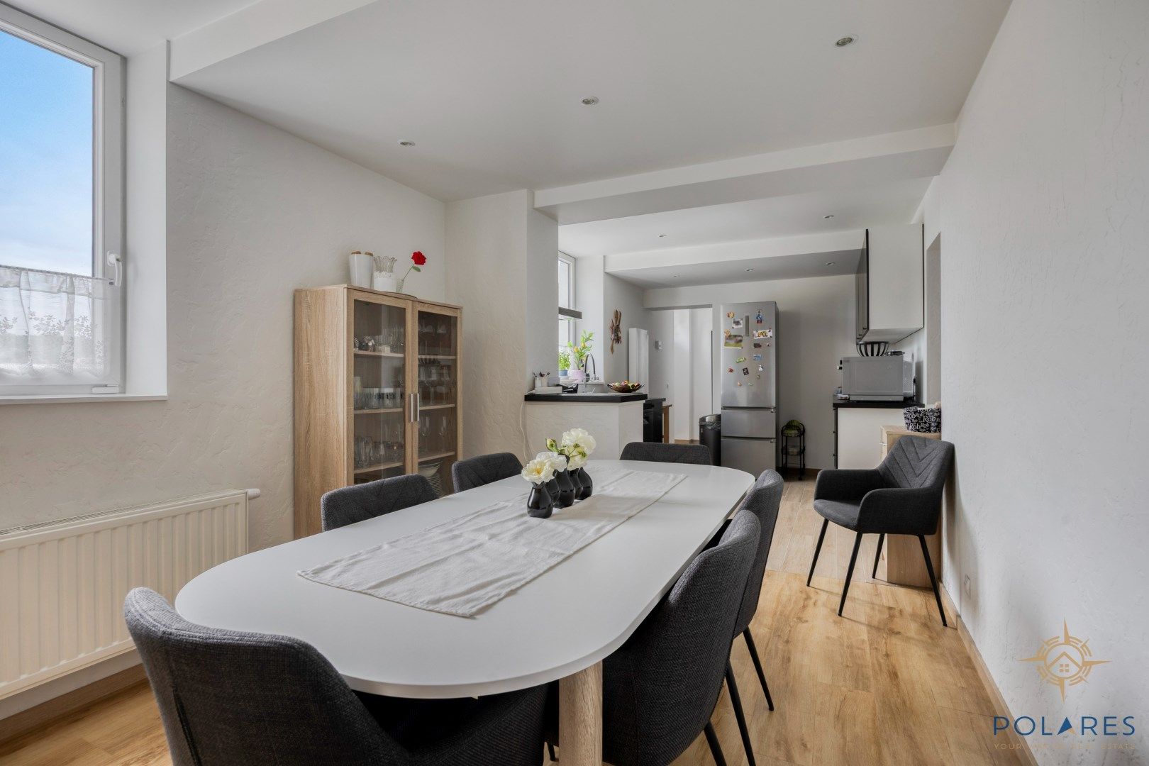 Karaktervolle, volledig gerenoveerde woning foto 8