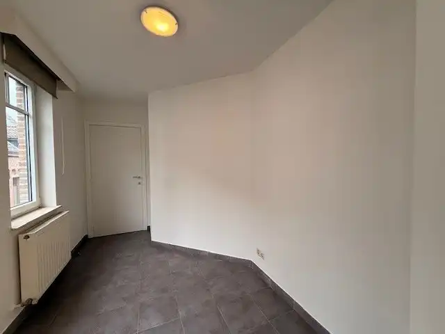 Verzorgd appartement met 1 slaapkamer, terras en lift. foto 5