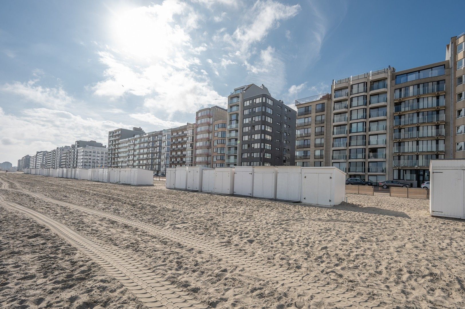 Lichtrijk appartement met frontaal zeezicht foto 15