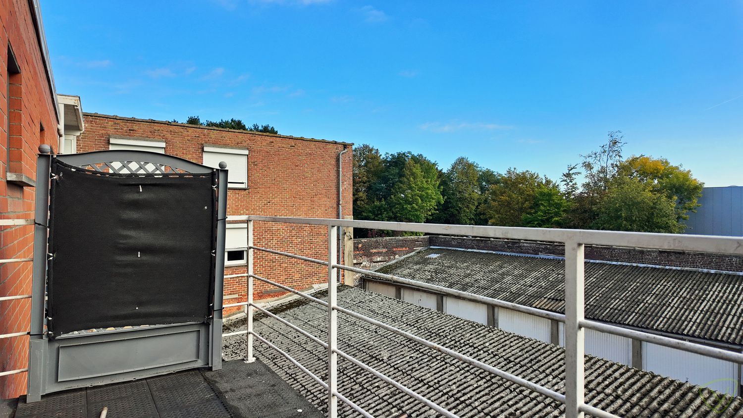 Gezellig en energiezuinig appartement met terras in centrum Eeklo! foto 9
