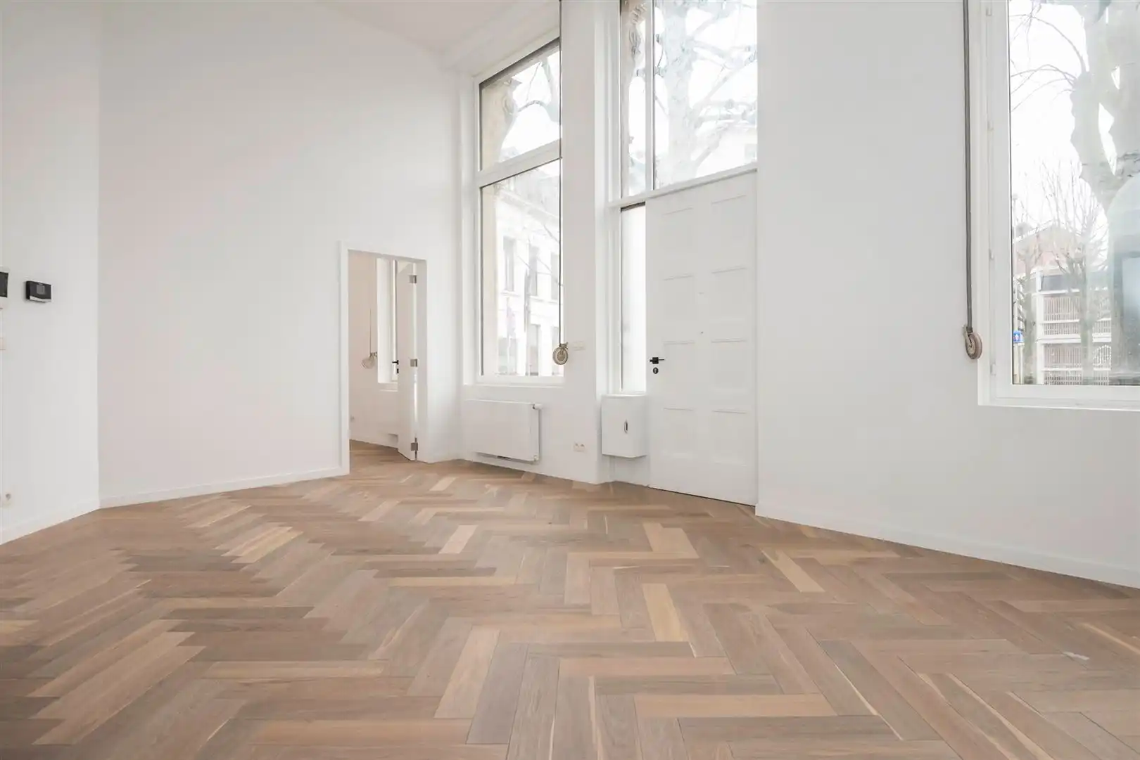 Majestueus burgerhuis met studio foto 5