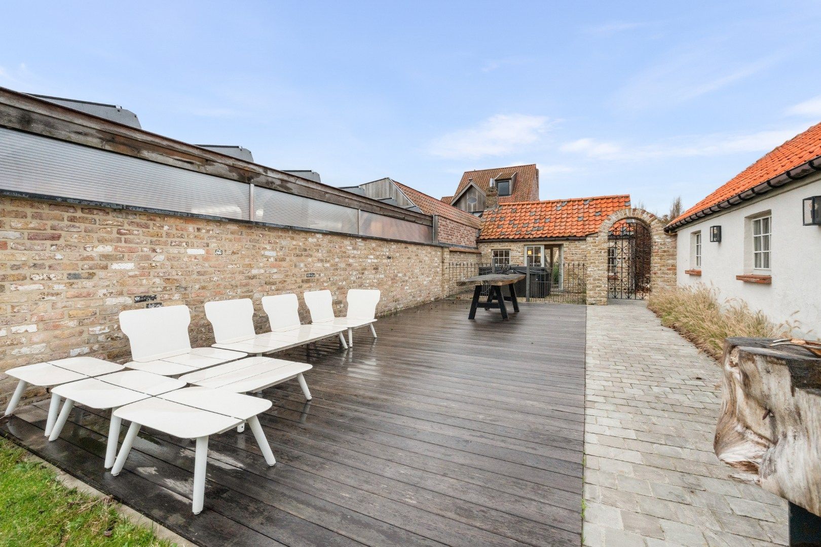 Uiterst charmante halfopen bebouwing met weidse zichten op een perceel van 2012m²  foto 31