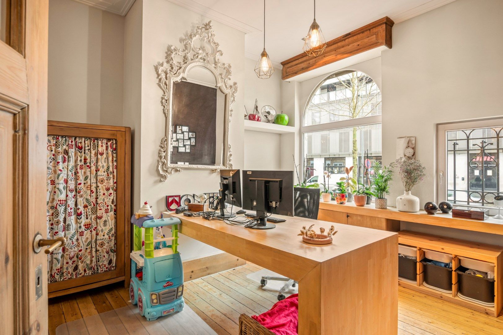 HERENWONING MET 4 SLPKS, TUIN EN HUURGARAGE foto 9