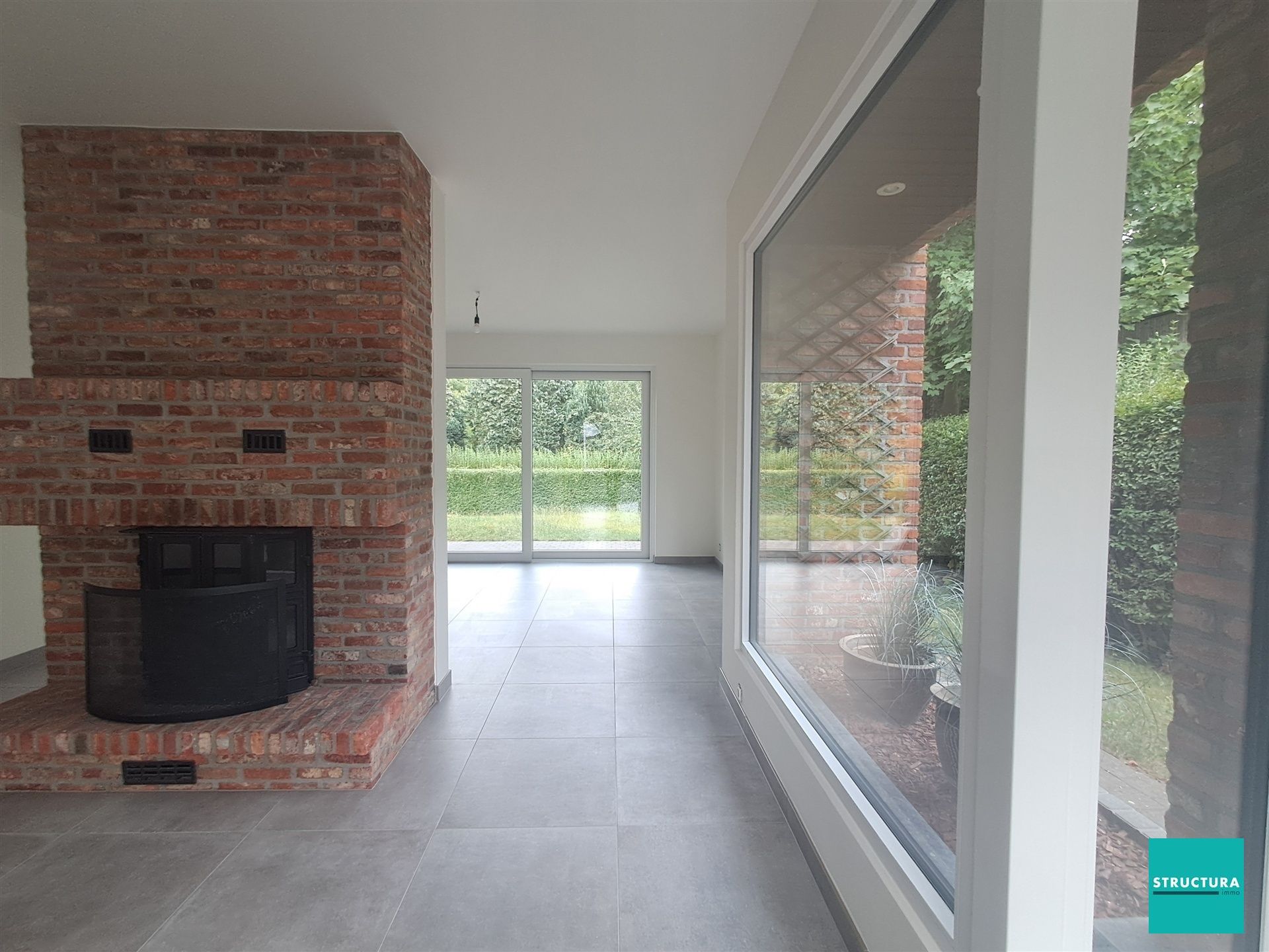 Villa met 4 kamers en mooie, privatieve tuin foto 18