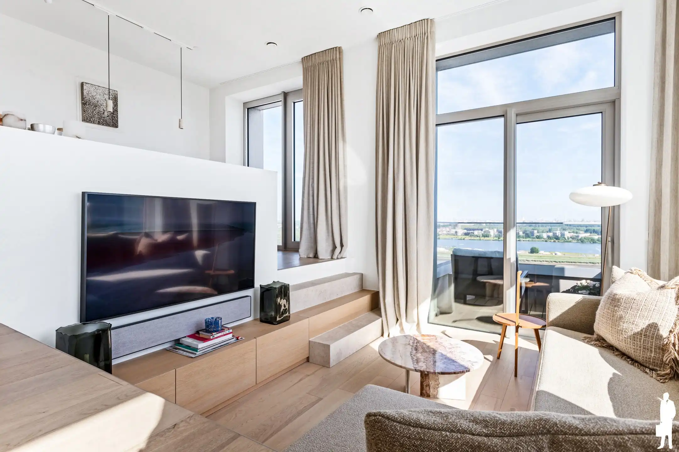 Exclusief 2-slaapkamerappartement op toplocatie in Nieuw Zuid foto 5
