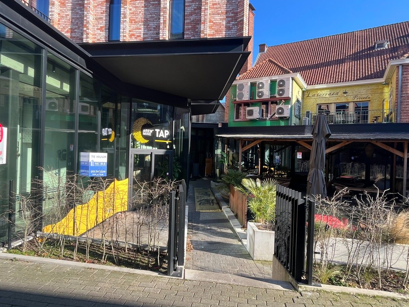 Winkel/Horeca/kantoor met dakterras foto 3