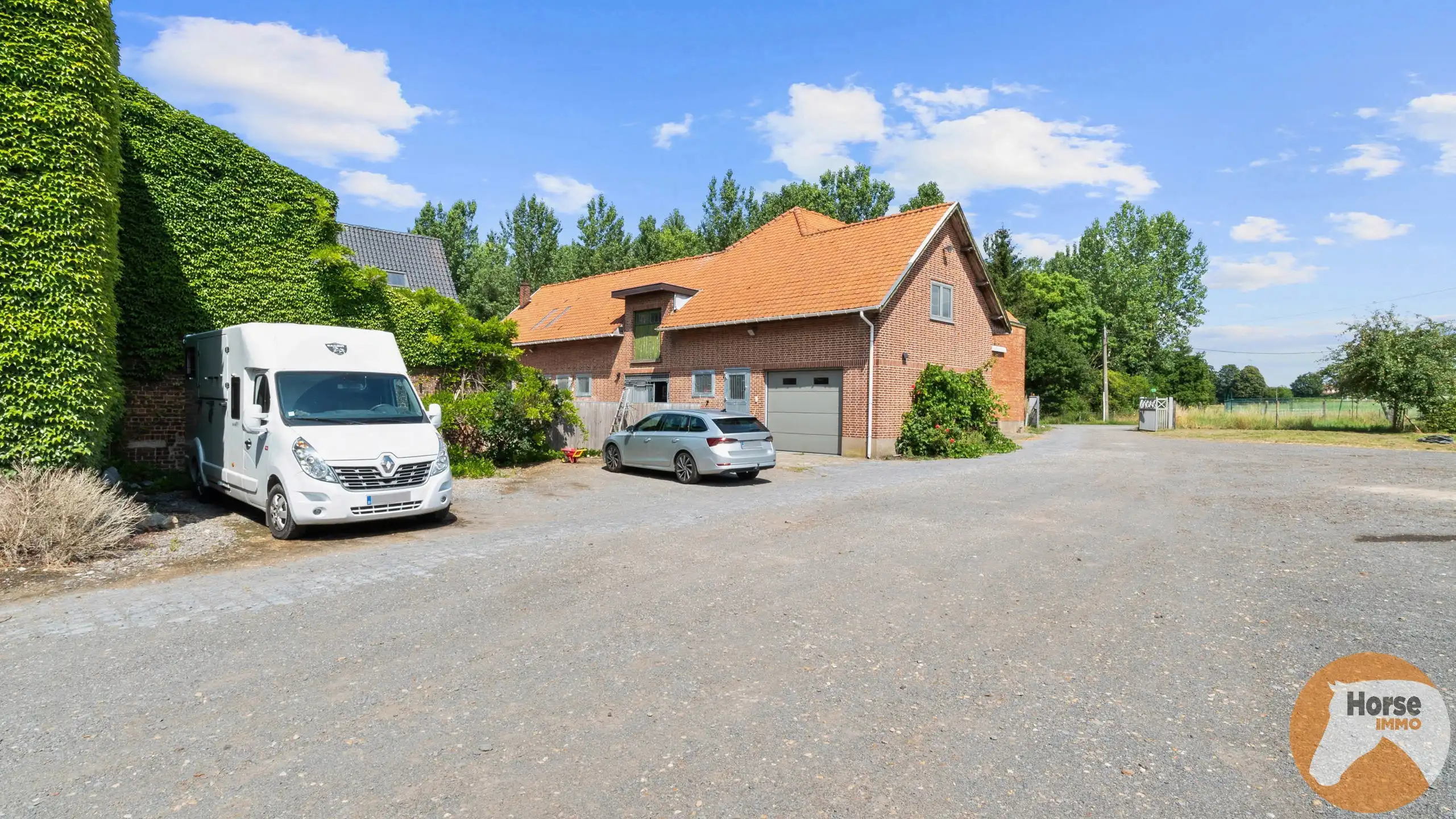 DILBEEK - Unieke paardeninfrastructuur op +-5,6ha foto 5