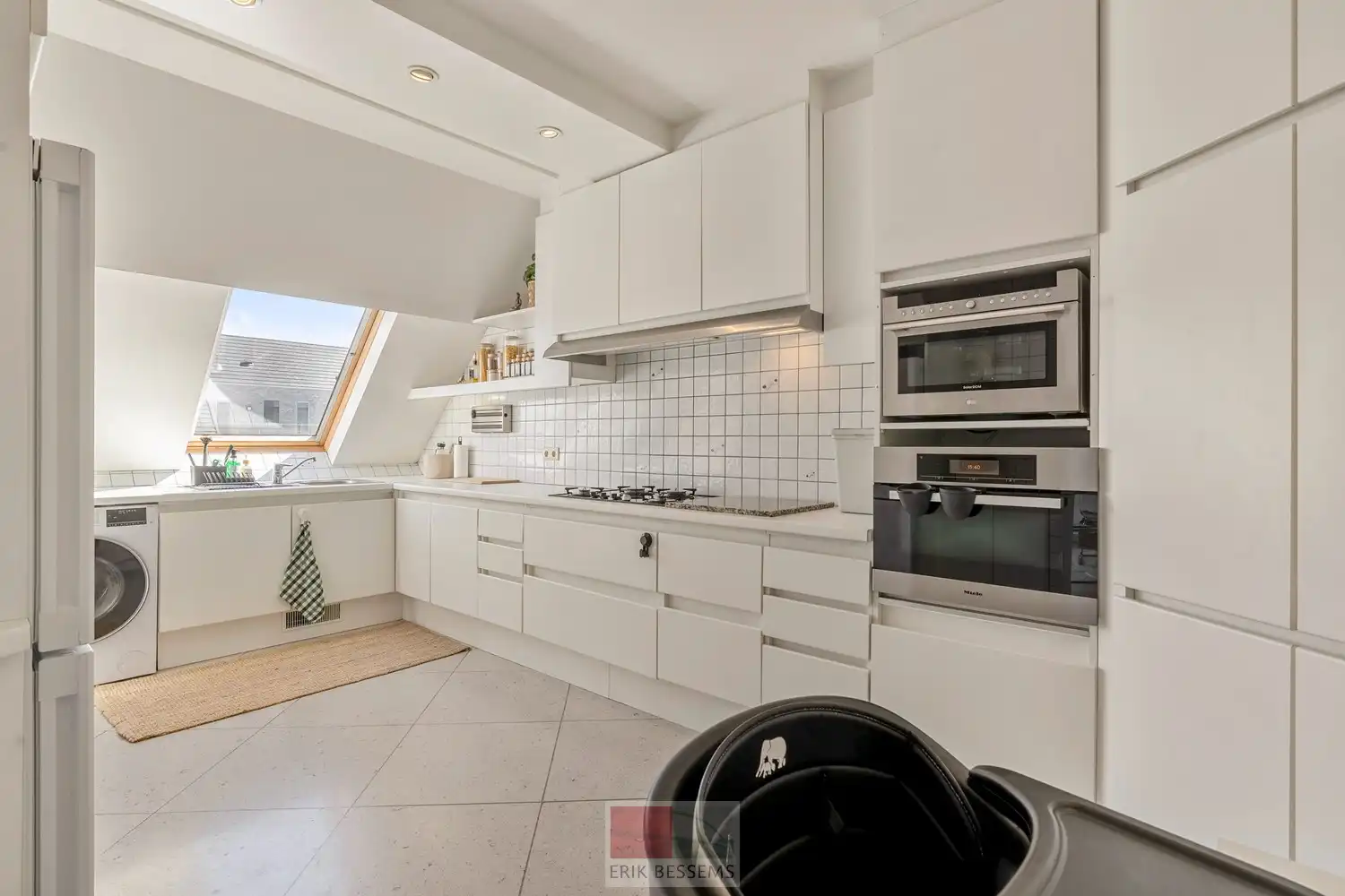 Duplexappartement gelegen op de 3de en 4de verdieping van Residentie Passage Begas. foto 4