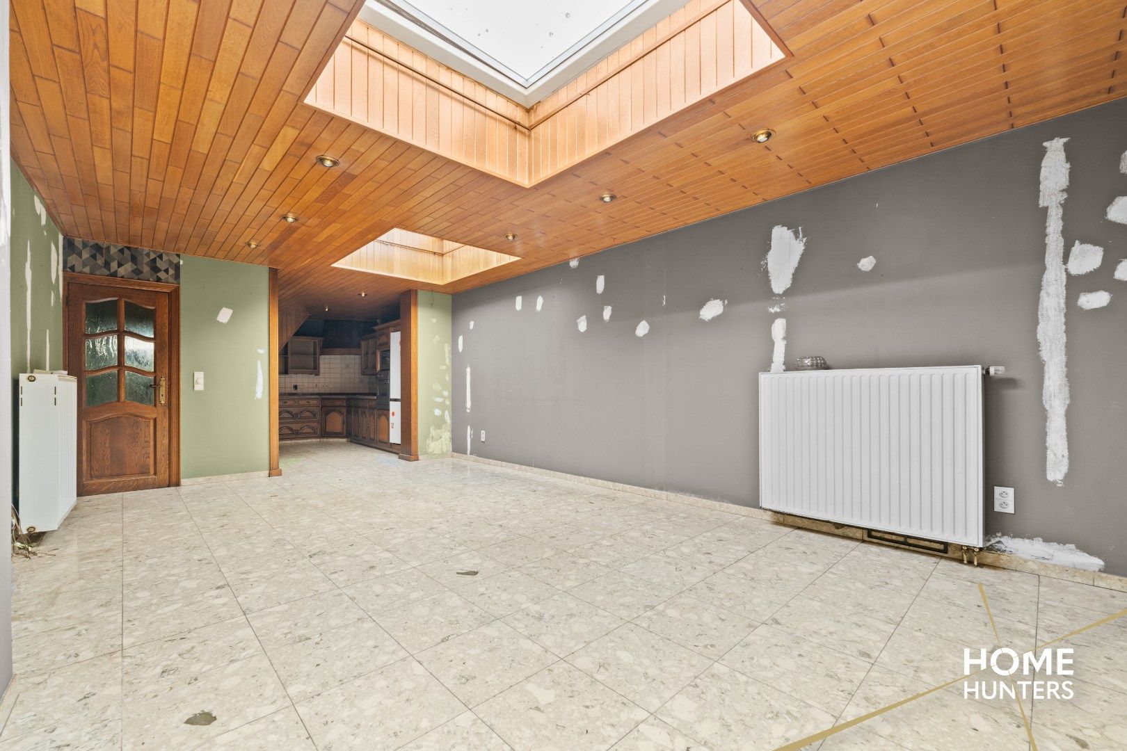 Te renoveren woning met 3 slaakamers en een zonnige tuin foto 14