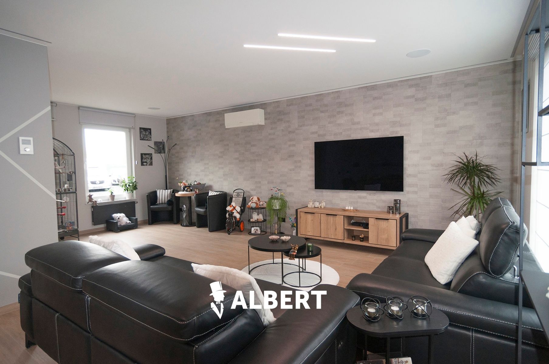 Instapklare woning met grote tuin en garage/magazijnruimte foto 10
