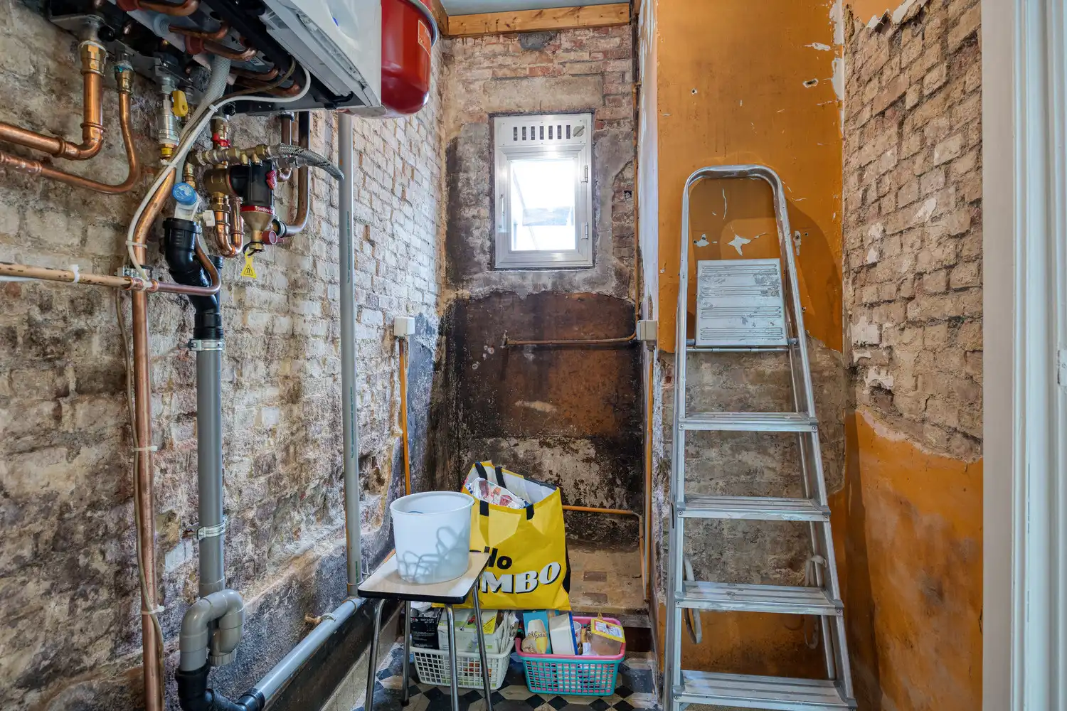 Unieke te renoveren vrijstaande woning met 2 tot 3 slks en kleine tuin! foto 23