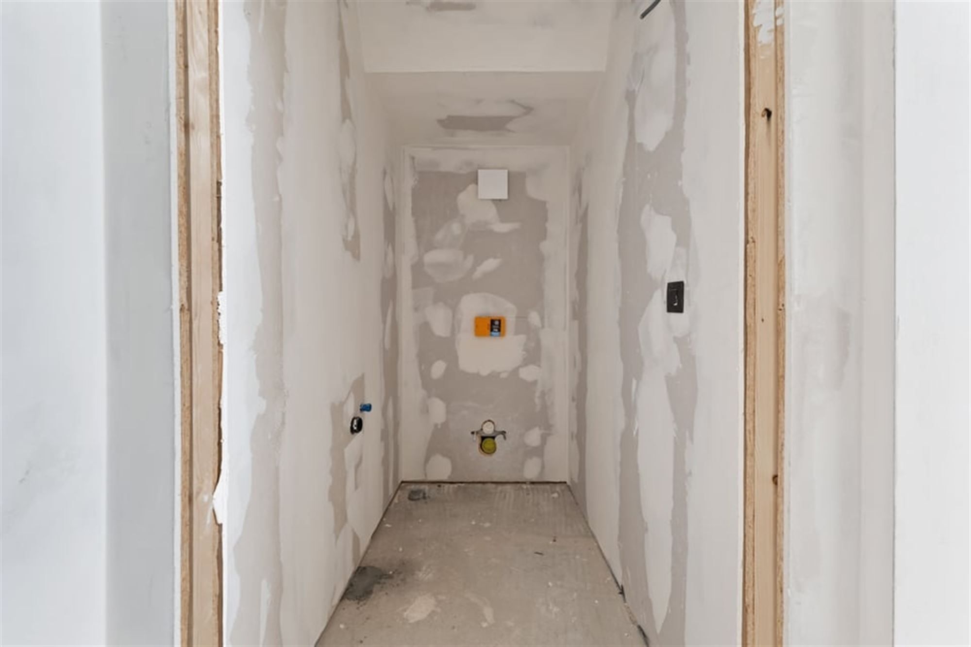 EXCLUSIEF WONEN IN EEN GERESTAUREERDE VIERKANTSHOEVE foto 14