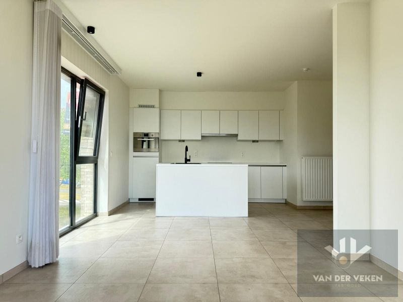 Modern 2-slaapkamerappartement met ruim terras in hartje Hasselt foto 2