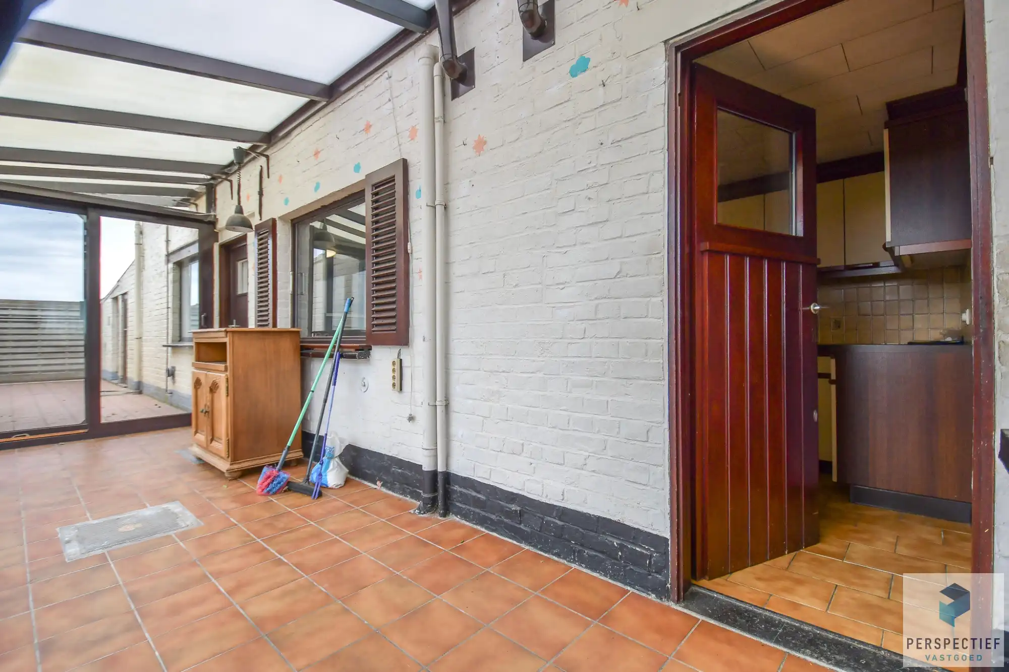 Te renoveren woning met rondom landelijke uitzichten foto 11