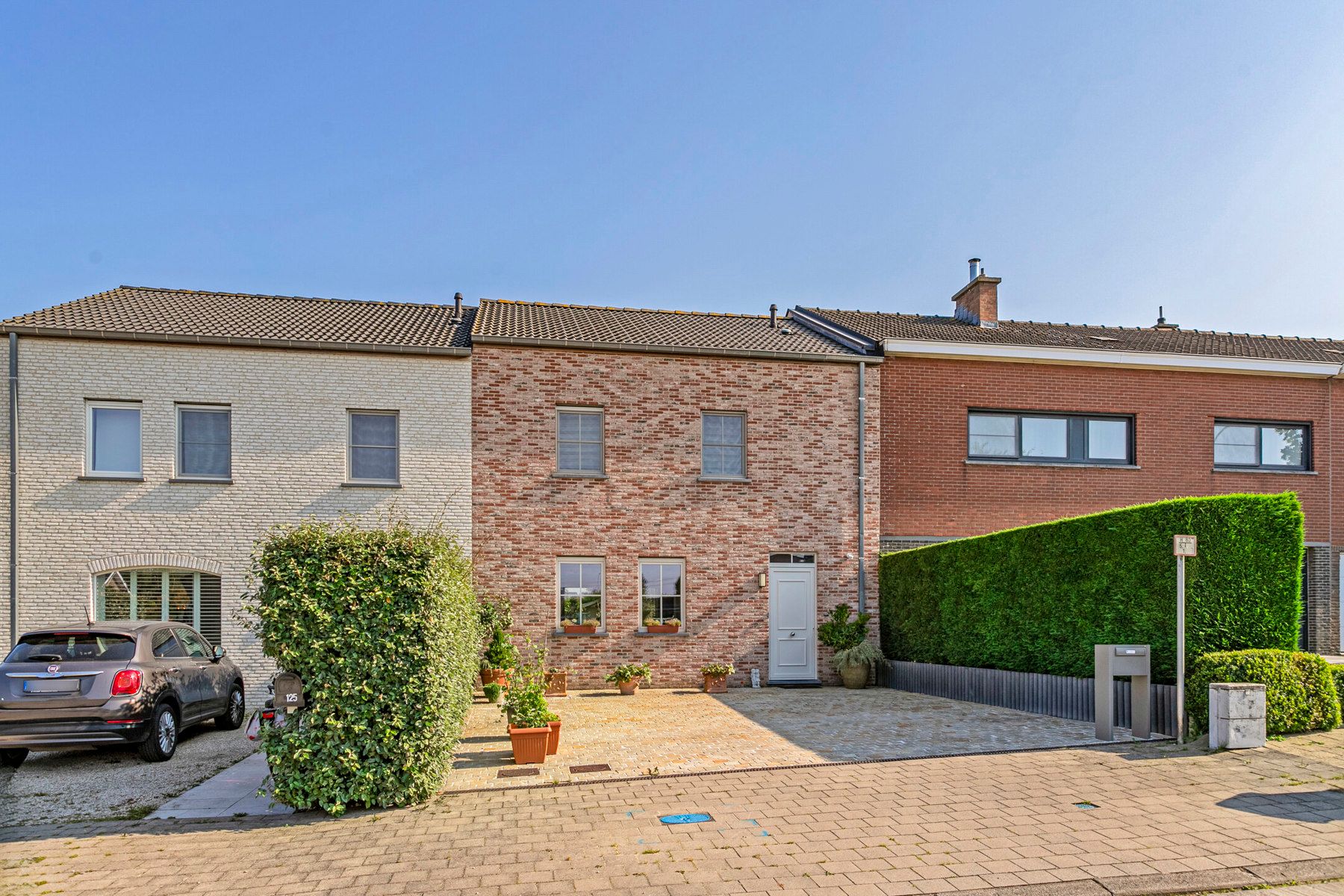 Recente mooi afgewerkte instapklare woning ! foto 32