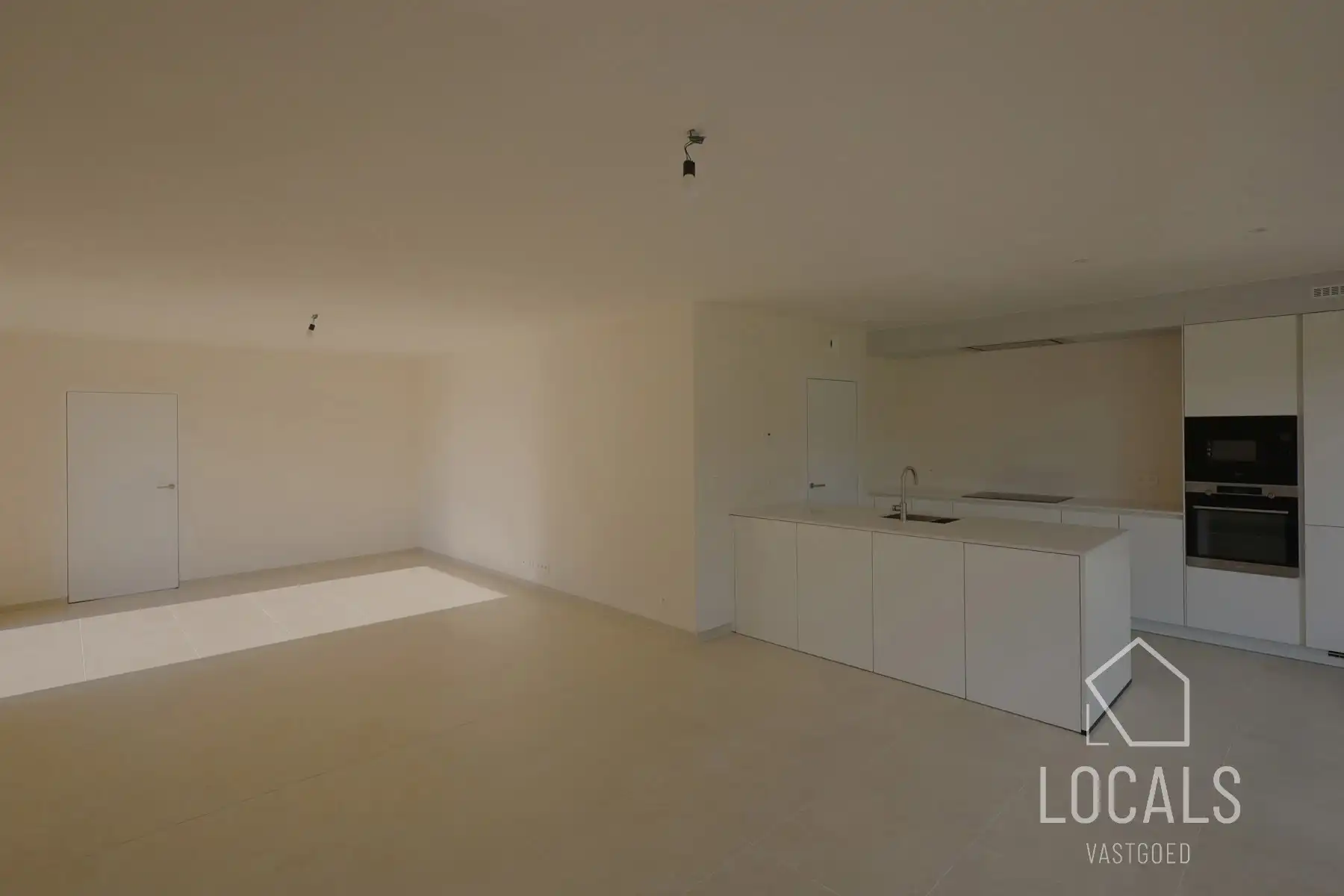 6% BTW mogelijk - moderne HO nieuwbouwwoning met carport foto 9