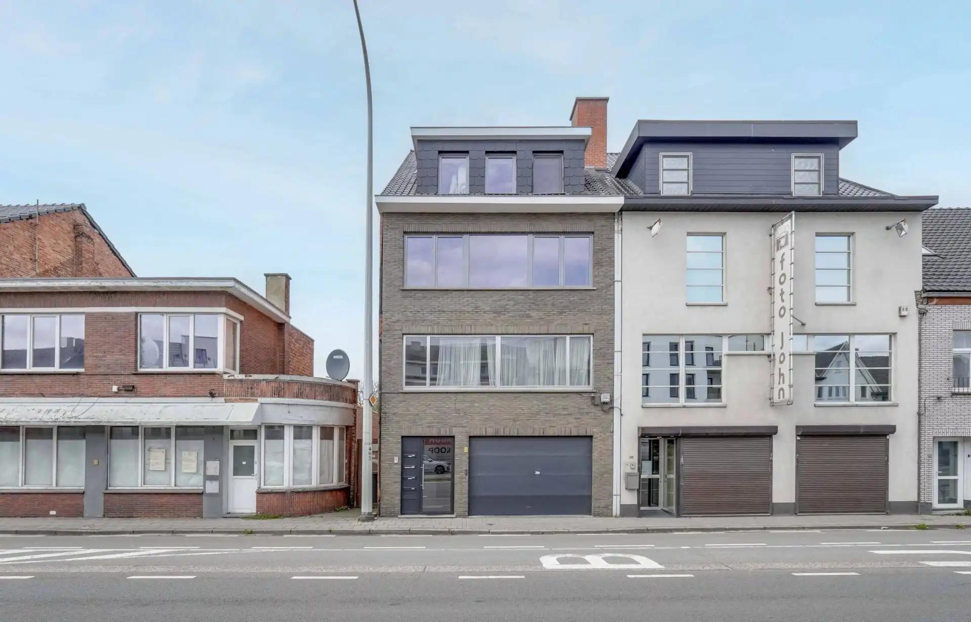 Appartement met 2 slaapkamers, terras en parking foto {{pictureIndex}}
