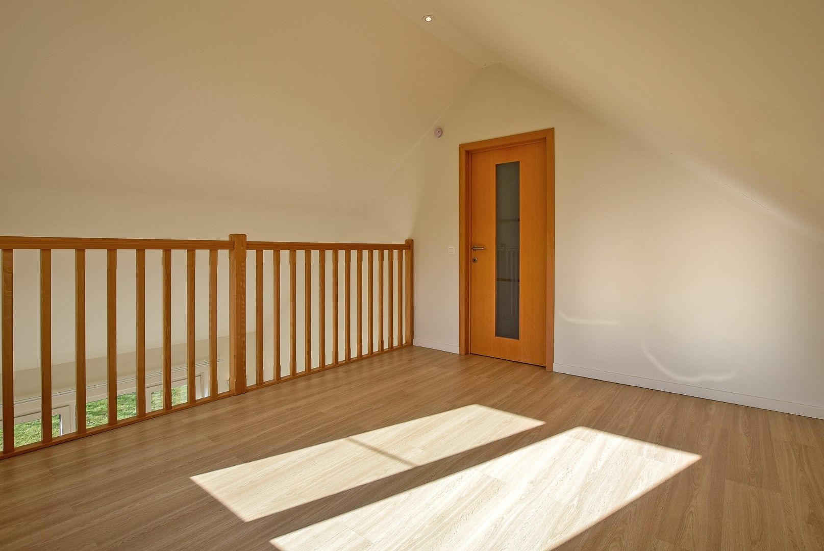 Instapklare villa met 4 slaapkamers op 579 m² gelegen te Koksijde Sint-Idesbald.  foto 7