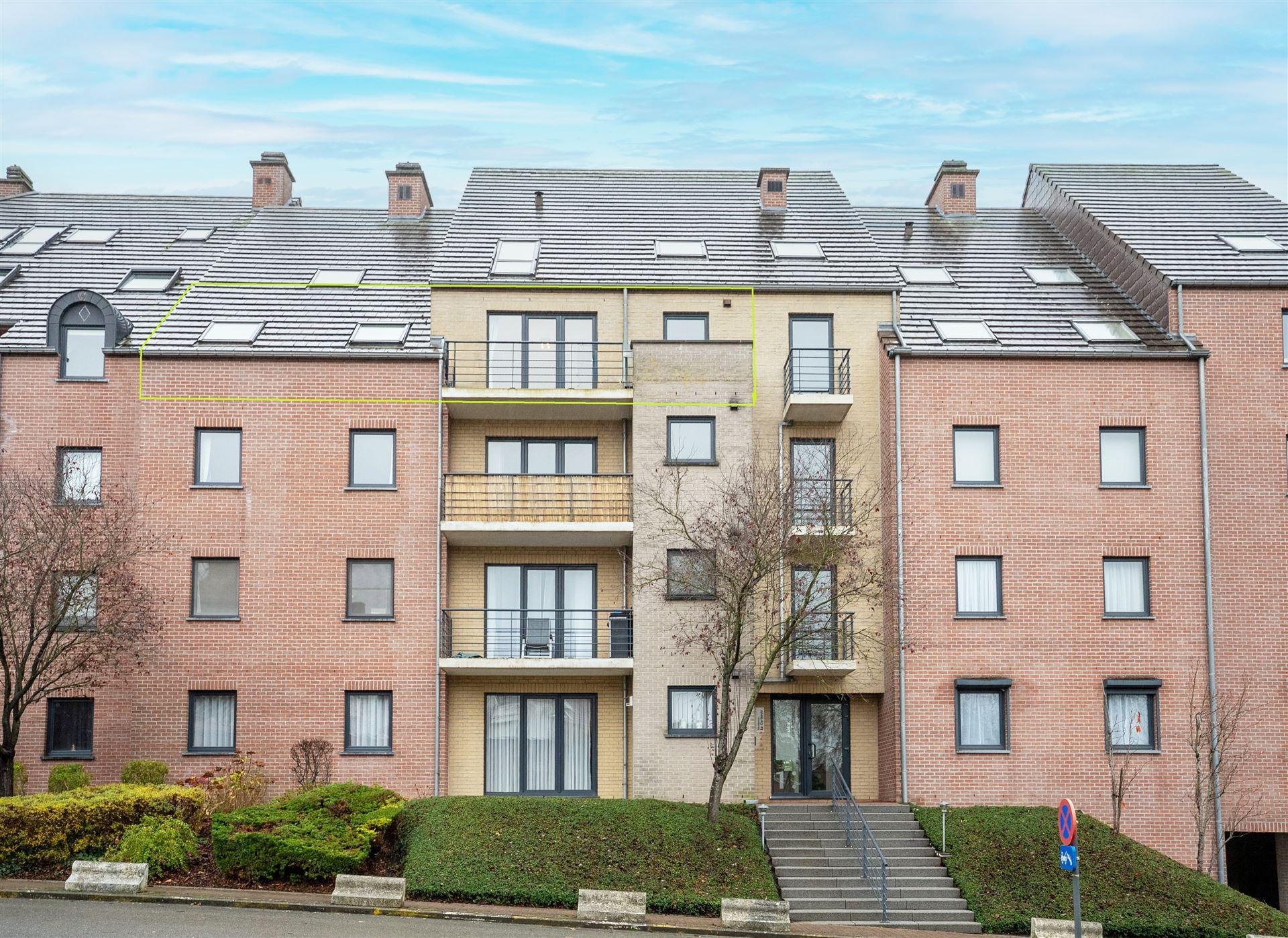 Appartement foto {{pictureIndex}}