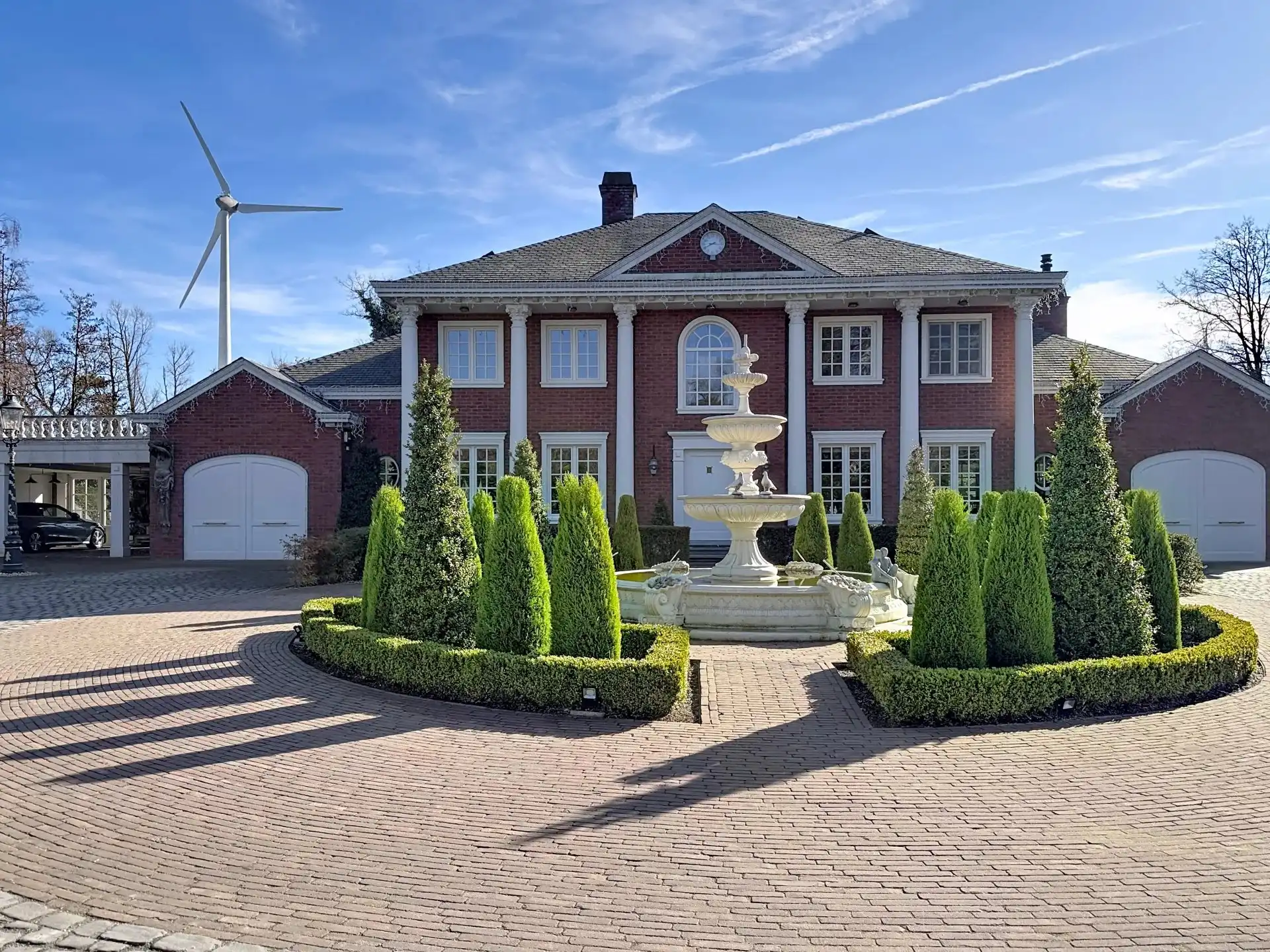 Prachtige luxueuze villa in Amerikaanse stijl met 4 slaapkamers en 2 badkamers. foto 3