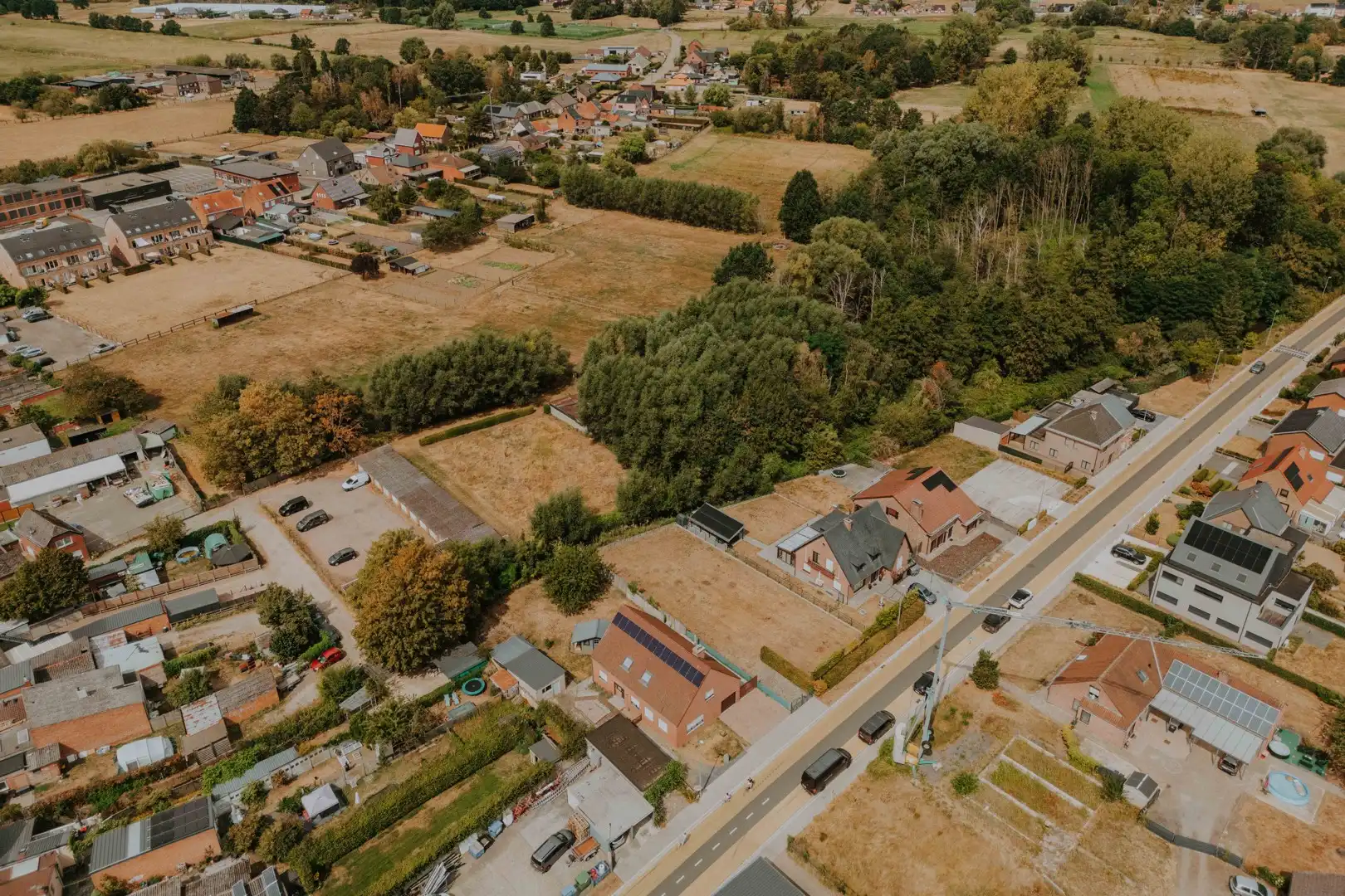 Rustig gelegen bouwgrond van 700m² in goedgekeurde verkaveling foto 4