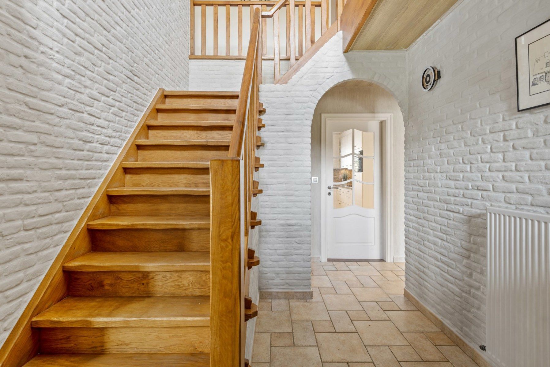 Ruime villa met 5slk en verwarmd zwembad op 2450m² foto 4