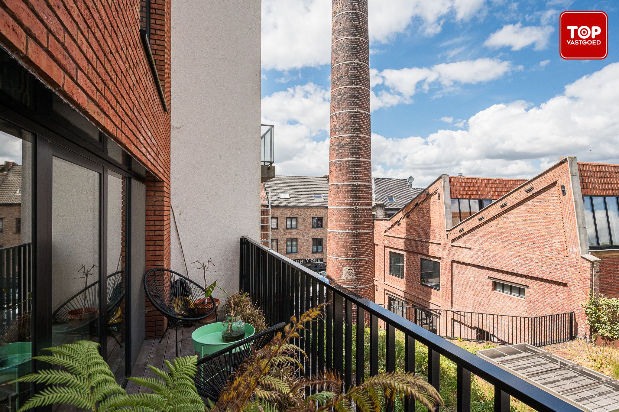 Modern en energiezuinig appartement met zicht op het water en zicht op de binnentuin foto 21