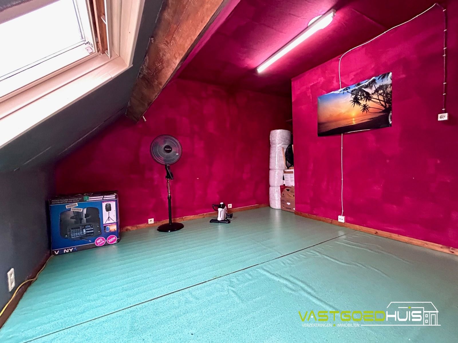 Instapklare gezinswoning met 3 slpks en aangelegde tuin foto 21