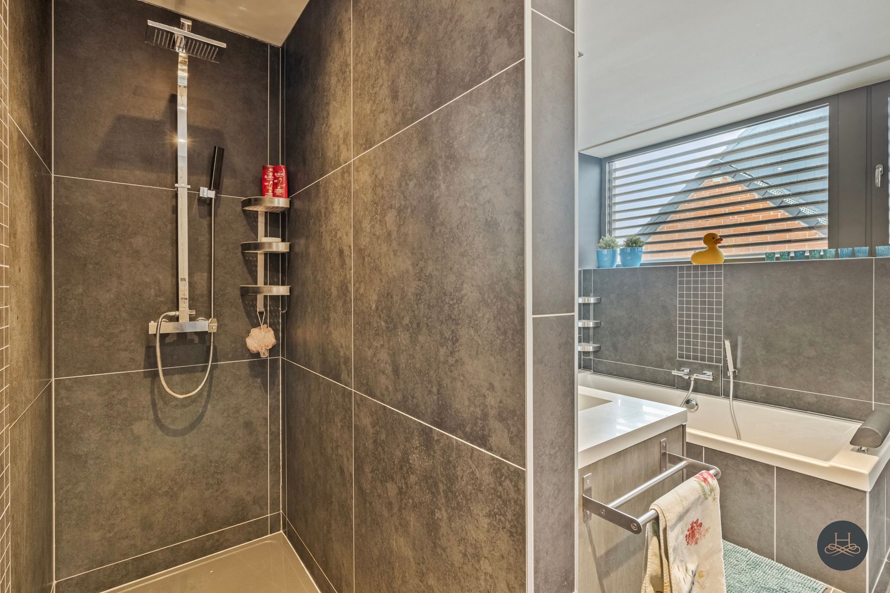 Luxueuze ruime BEN-woning met handelspand en appartement foto 38