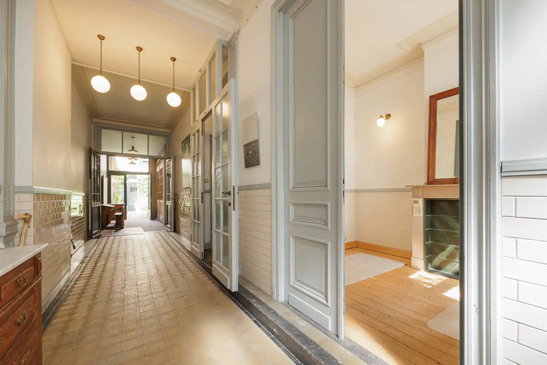 Grote woning met achterhuis in het leuke Berchem foto 15