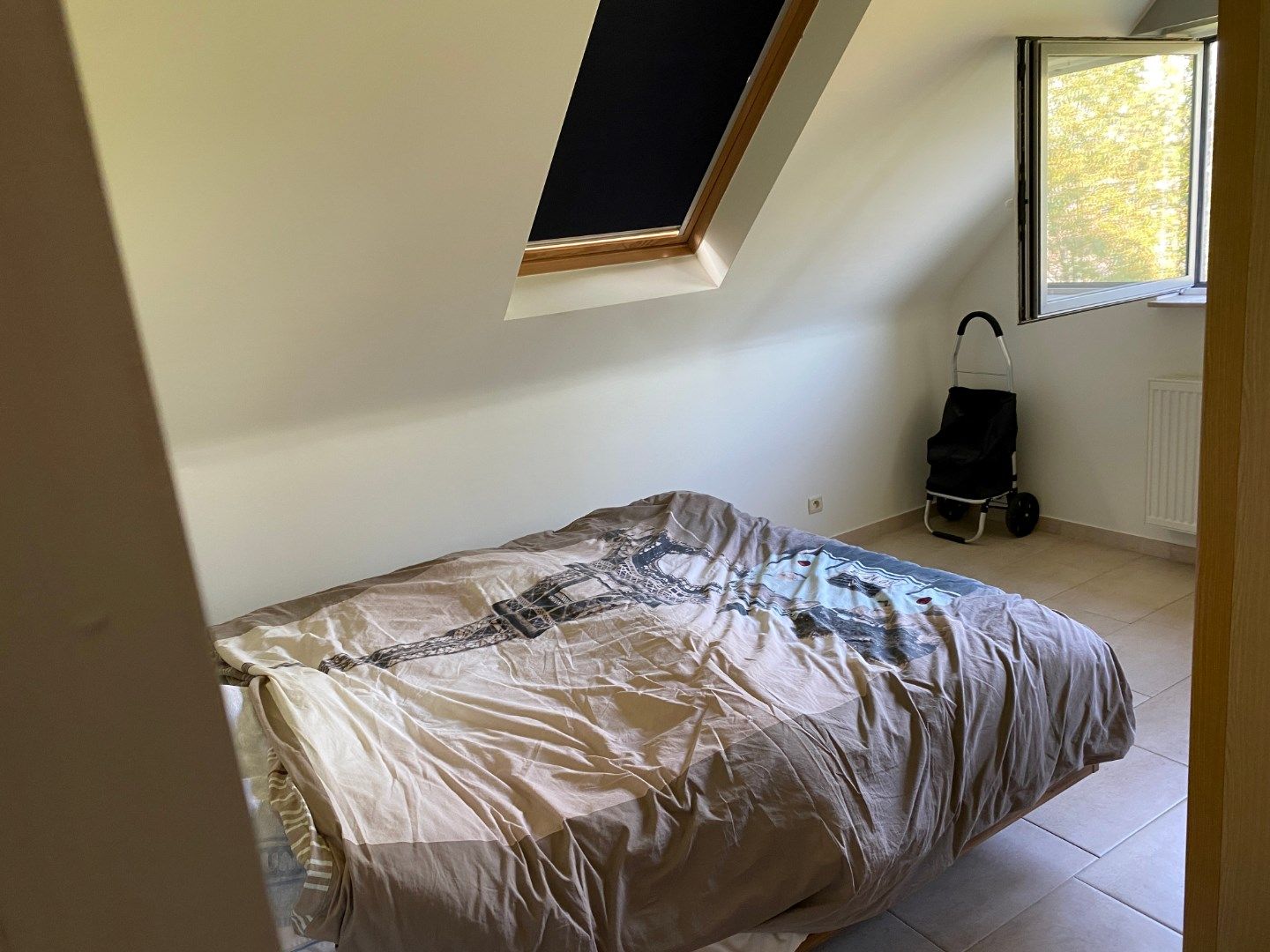 Eigentijds appartement met  autostaanplaats. Geen vaste kosten. foto 8