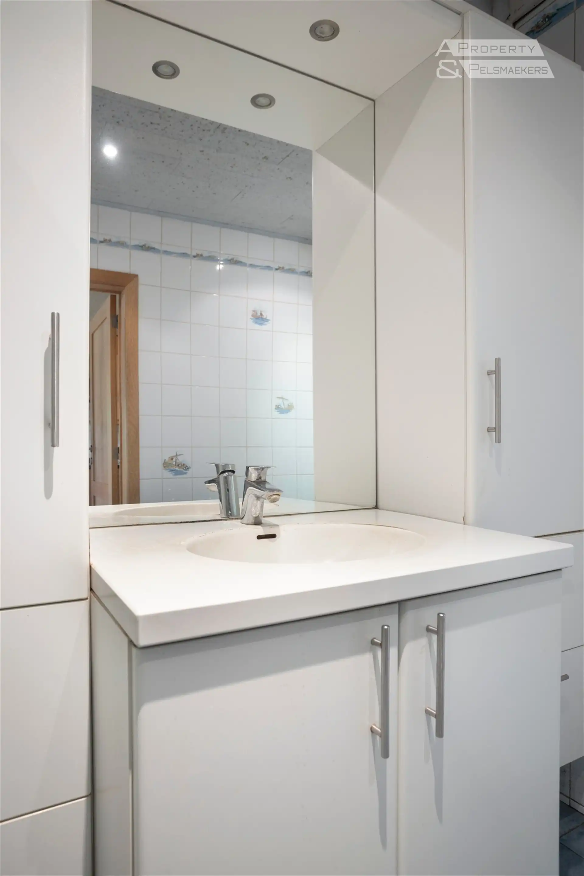 Woning met veel potentie gelegen te Erp-Kwerps foto 9