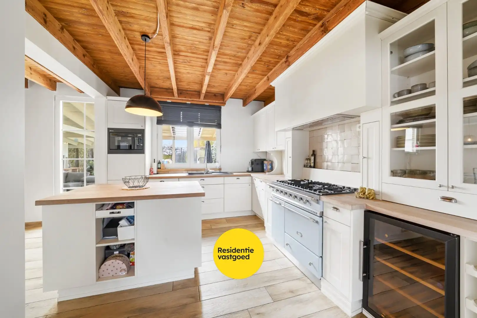 Karaktervolle halfopen bebouwing met multifunctioneel bijgebouw  in Westkerke foto 9