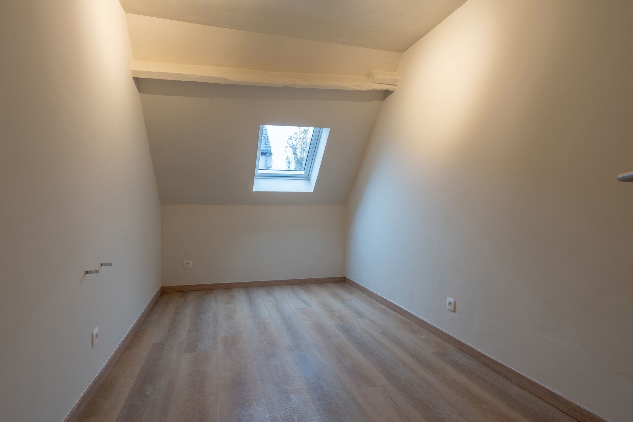 Stadswoning met 3 slpk's, tuin en dubbele garage te Turnhout foto 12