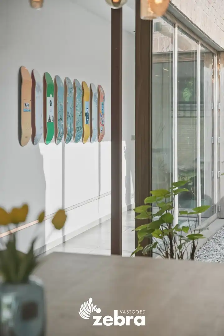 Instapklare, ruime gezinswoning met 4 slaapkamers, tuin en hoogwaardige afwerking in het hart van Alveringem! foto 16