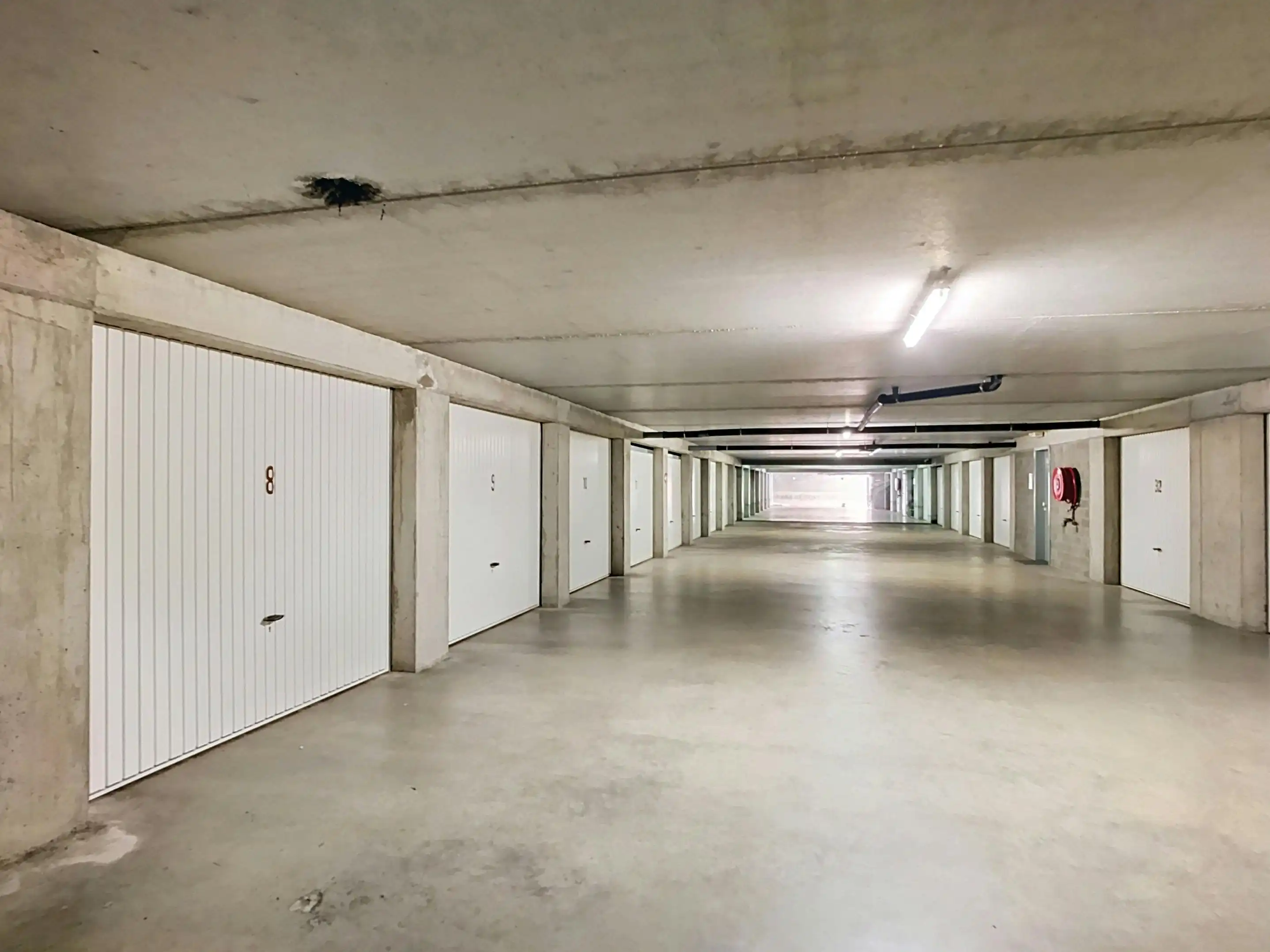 Goedgelegen garagebox te koop te Duinenweg in Middelkerke! foto 5