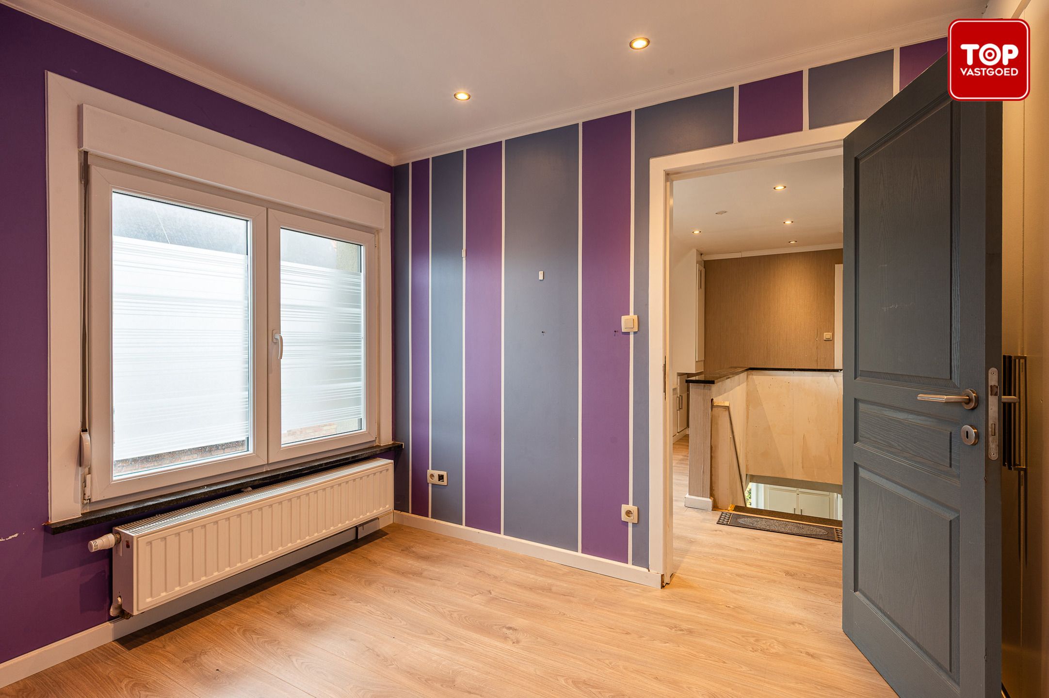 Halfopen woning met 4 slaapkamers, grote tuin en  ruime garage foto 8